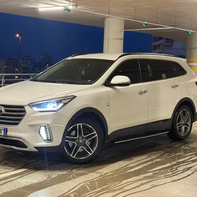 Hyundai Santa Fe 2016 në shitje