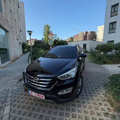 Hyundai Santa Fe 2013 në shitje