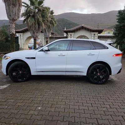 Jaguar F-Pace