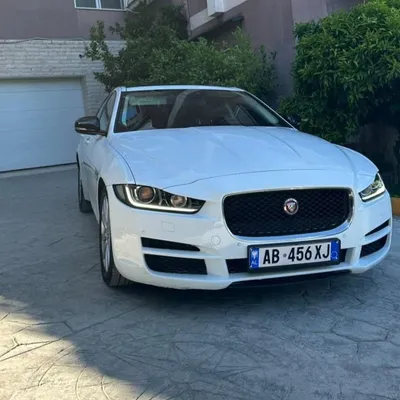 Jaguar XE 2016
