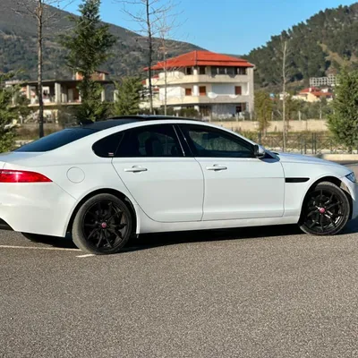 Jaguar XF 2016