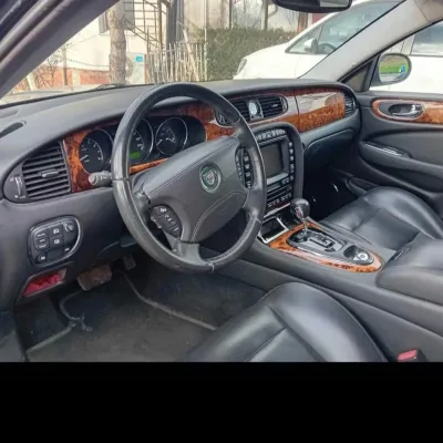 Jaguar XJ null në shitje