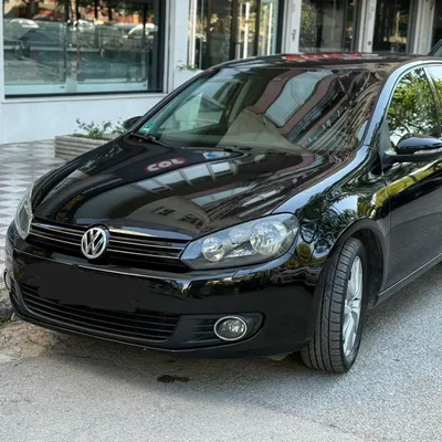 Volkswagen Golf 2011 në shitje
