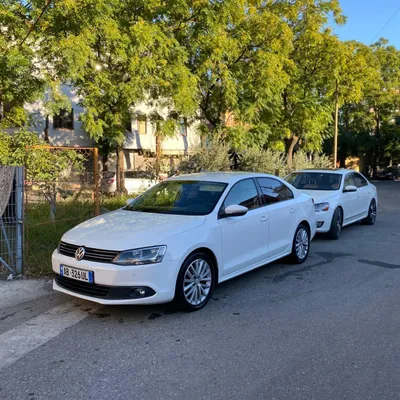 Volkswagen Jetta 2012 në shitje