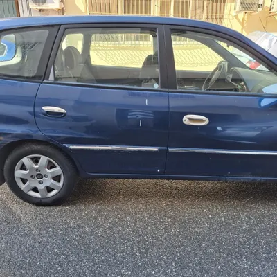 Kia Carens 2002 në shitje