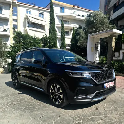 Kia Carnival 2022 në shitje