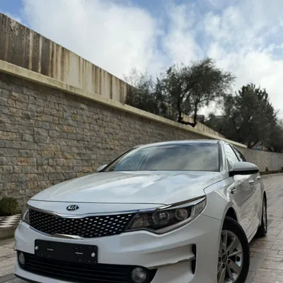 Kia Carens 2016 në shitje