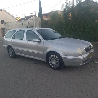Lancia Lybra 2003 në shitje