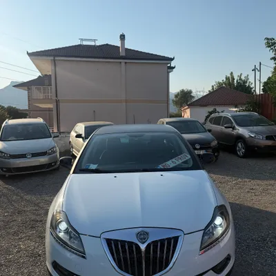 Lancia Delta 2010 në shitje