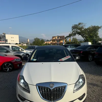 Lancia Delta 2010