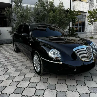 Lancia Thesis 2005