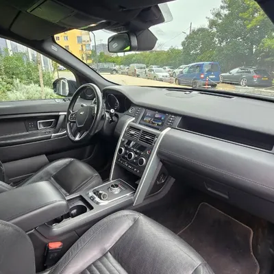Land Rover Discovery Sport 2016 në shitje