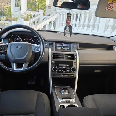 Land Rover Discovery Sport 2016 në shitje