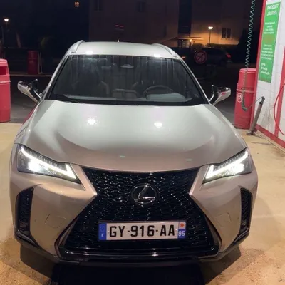 Lexus UX