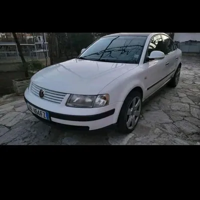 Volkswagen Passat 1998 në shitje