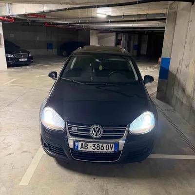 Volkswagen Golf 2007 në shitje