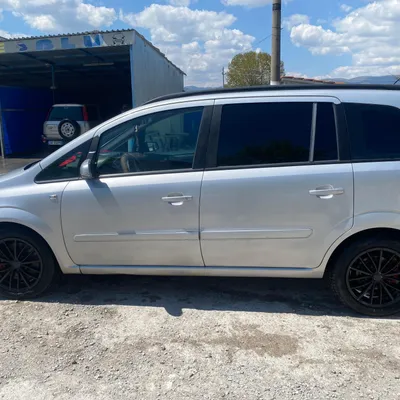 Opel Zafira 2006 në shitje