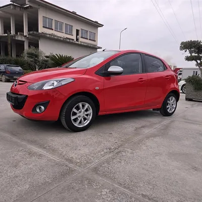 Mazda 2 2015