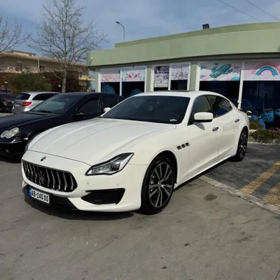 Maserati Quattroporte