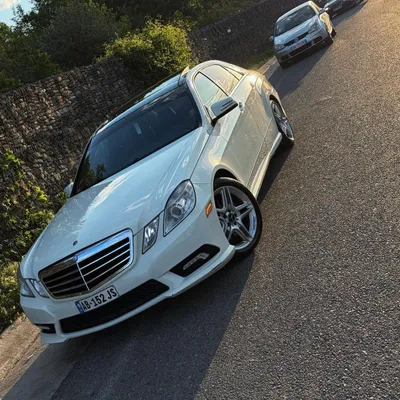 Mercedes-Benz E-class 2011 në shitje