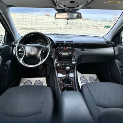 Mercedes-Benz C-class 2004 në shitje