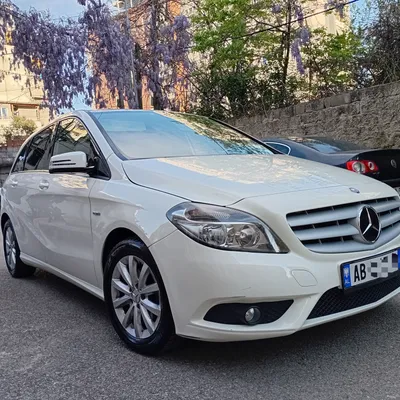 Mercedes-Benz B-class 2013 në shitje
