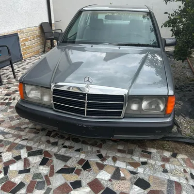 Mercedes-Benz 190 1988 në shitje