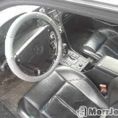 Mercedes-Benz E-class 1993 në shitje