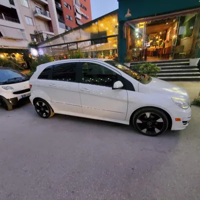 Mercedes-Benz B-class 2010 në shitje