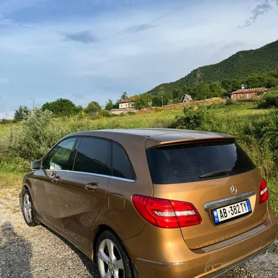 Mercedes-Benz B-class 2012 në shitje