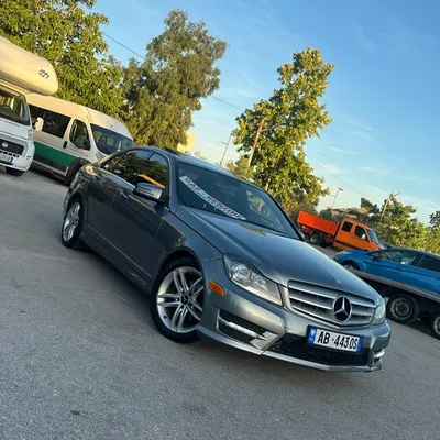 Mercedes-Benz C-class 2012 në shitje
