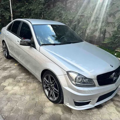 Mercedes-Benz C-class 2012 në shitje