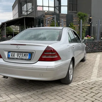 Mercedes-Benz C-class 2002 në shitje