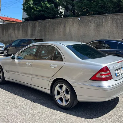 Mercedes-Benz E-class 2006 në shitje