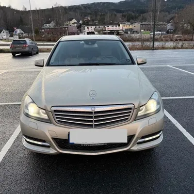 Mercedes-Benz C-class 2012 në shitje