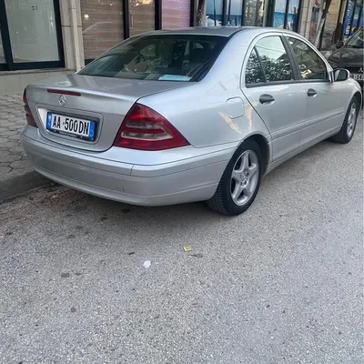 Mercedes-Benz C-class 2001 në shitje