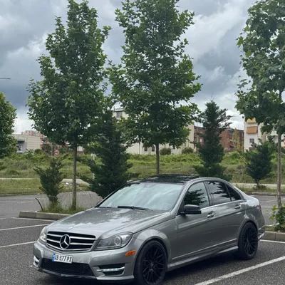 Mercedes-Benz C-class 2012 në shitje