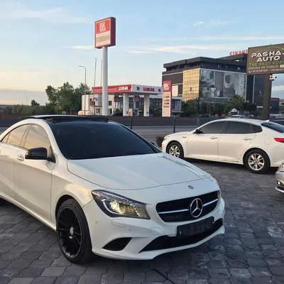 Mercedes-Benz CLA