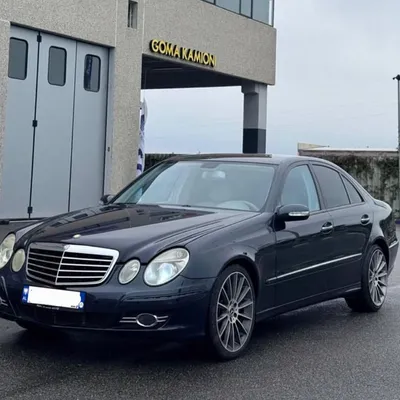 Mercedes-Benz E-class 2003 në shitje
