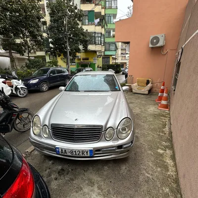 Mercedes-Benz E-class 2004 në shitje