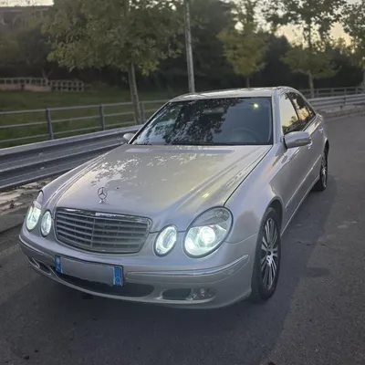 Mercedes-Benz E-class 2004 në shitje
