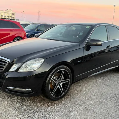 Mercedes-Benz E-class 2011 në shitje