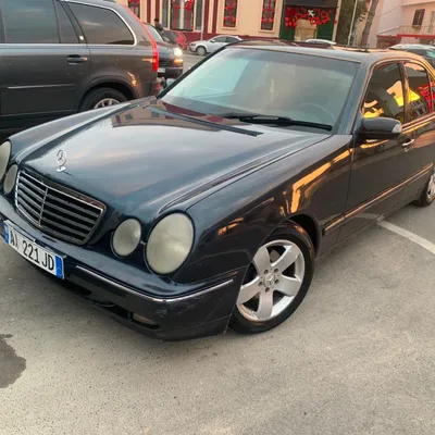 Mercedes-Benz E-class 2000 në shitje