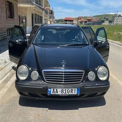 Mercedes-Benz E-class 2001 në shitje