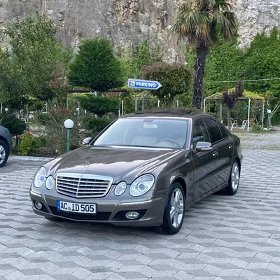 Mercedes-Benz E-class 2008 në shitje