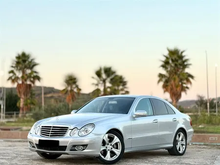 Mercedes-Benz E-class 2008 në shitje