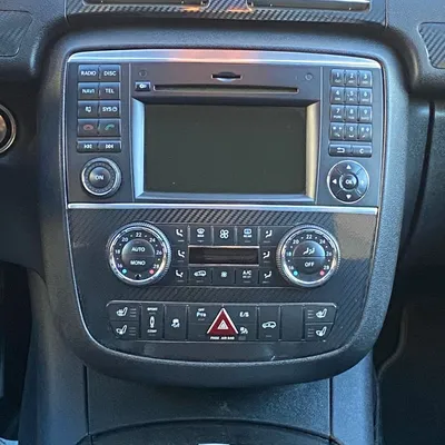 Mercedes-Benz R-class 2012 në shitje