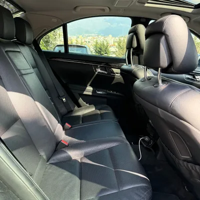 Mercedes-Benz S-class 2013 në shitje