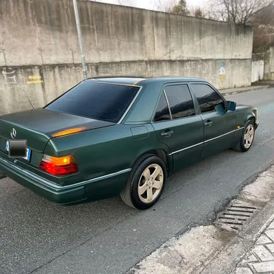 Mercedes-Benz W124