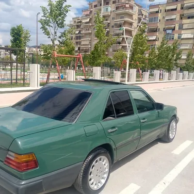 Mercedes-Benz W124